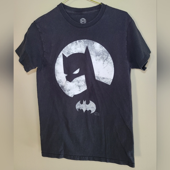 Batman Tee. - Picture 1 of 4